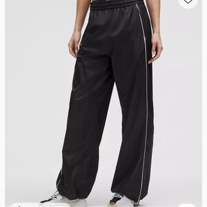 Lululemon stretch satin nylon mid-rise pant.